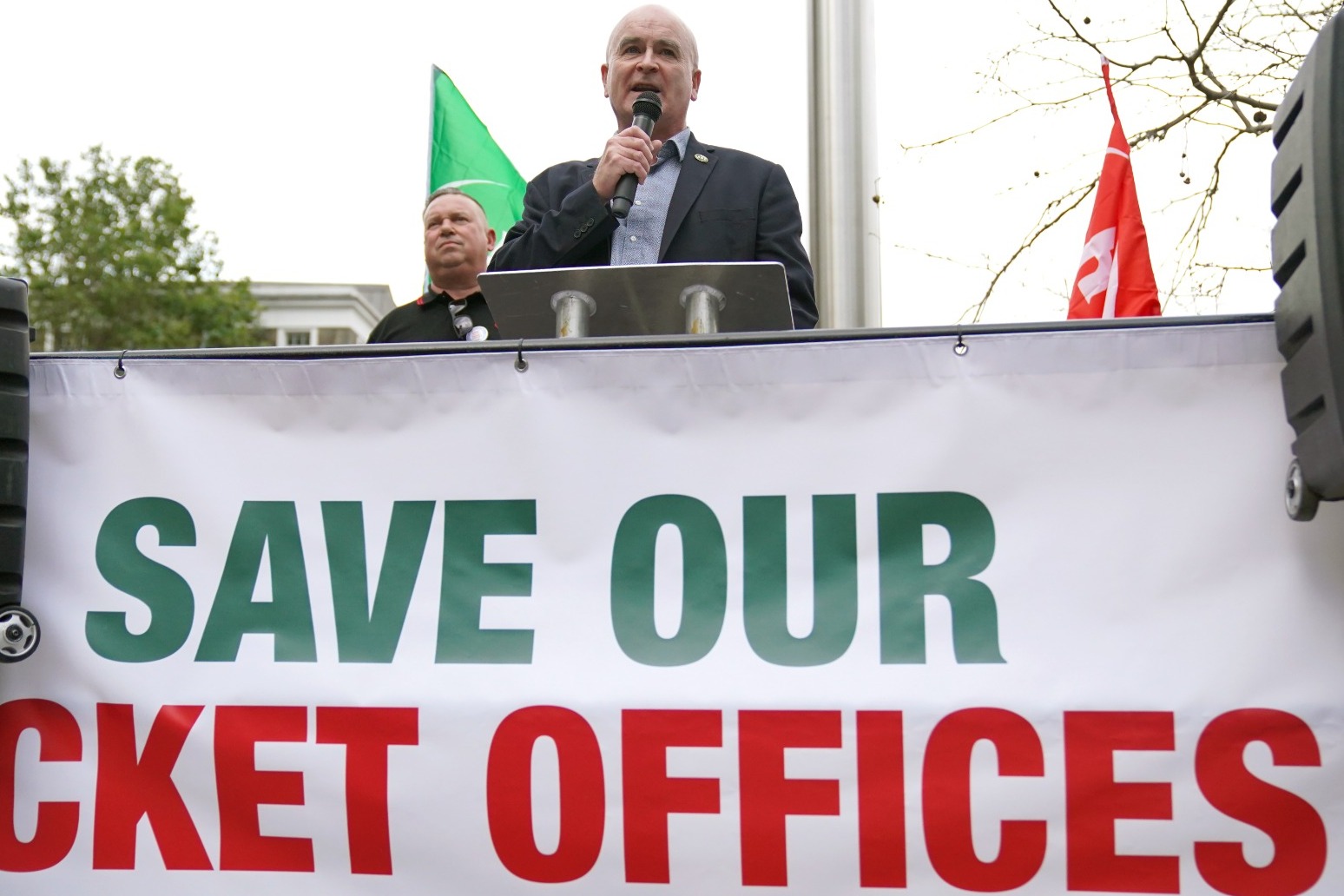 Consultation on rail ticket office closures extended 