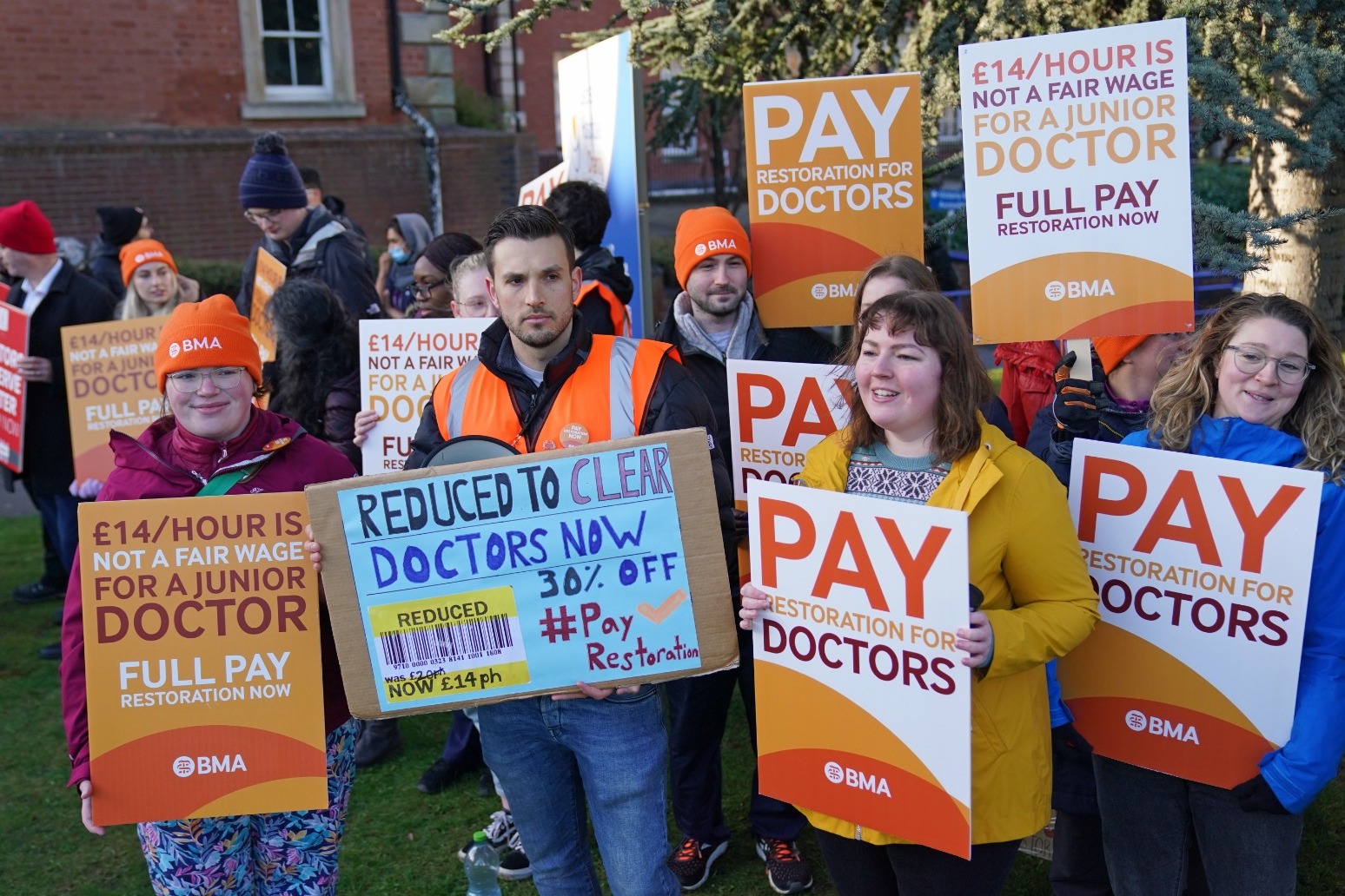 Junior doctors mount picket lines as five-day strike begins 