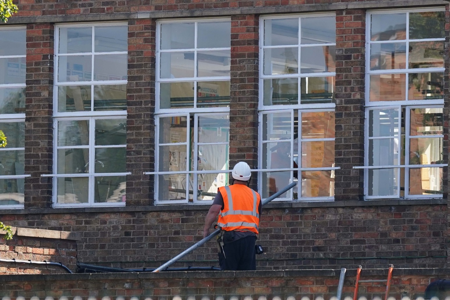 Two Kent schools reopen to pupils after concrete checks 