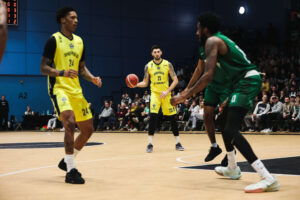 Sharks unable to break Surrey duck in Guildford